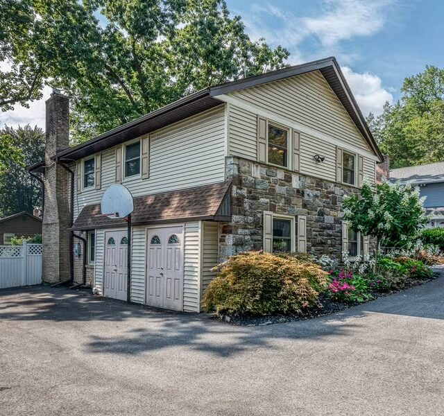 Kobe Bryant's Childhood Home