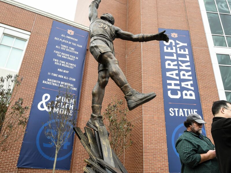 Charles Barkley Statue (Auburn, AL)