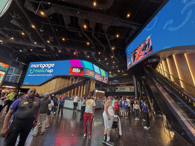 Phoenix Suns Arena (Phoenix, AZ)