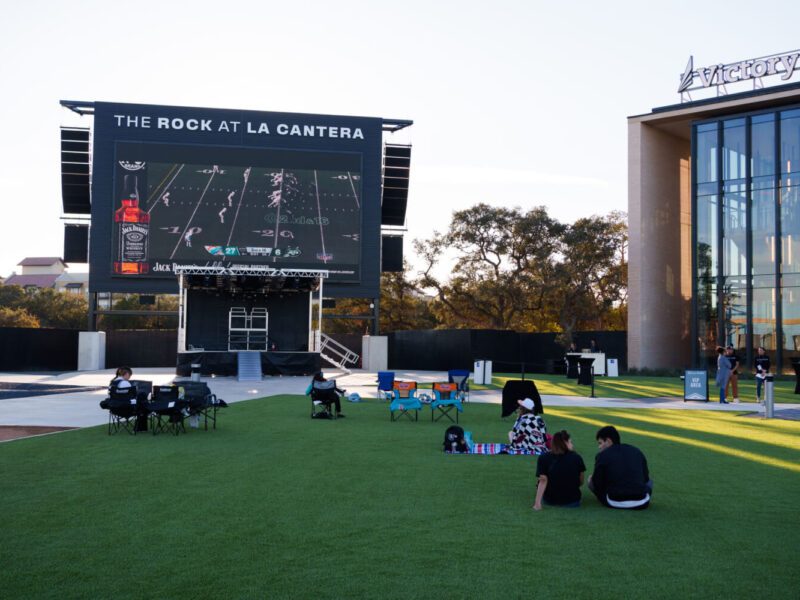 Frost Plaza (San Antonio Spurs Performance Center)